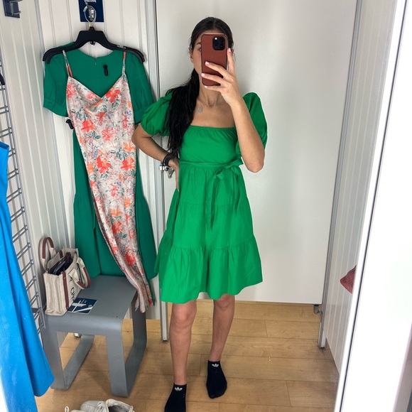 Sim and Sam Kelly Green Puff Sleeve Dress - Picture 2 of 2